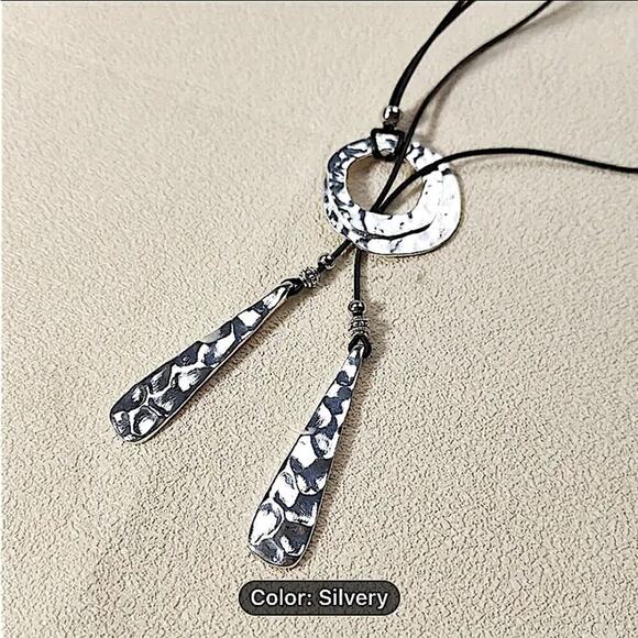 Vintage Celtic Statement Necklace, Bohemian, Boho, Tribal Toggle Hammered - Picture 4 of 6